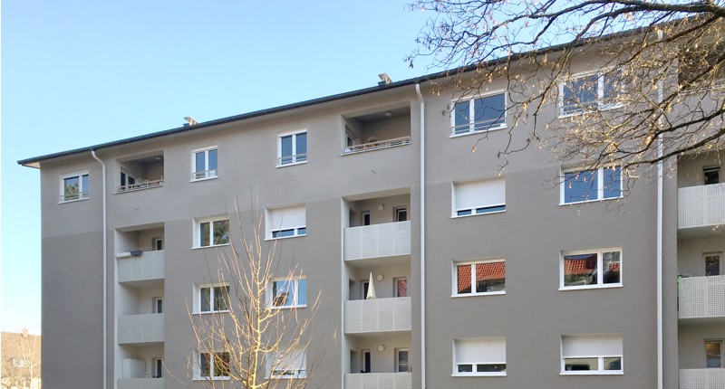Dachgeschossausbau und Energetische Sanierung eines Mehrfamilienhauses in Freiburg