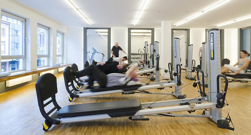 Physiotherapiepraxis mit Trainingsbereich