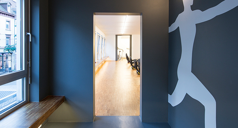 Physiotherapiepraxis mit Trainingsbereich